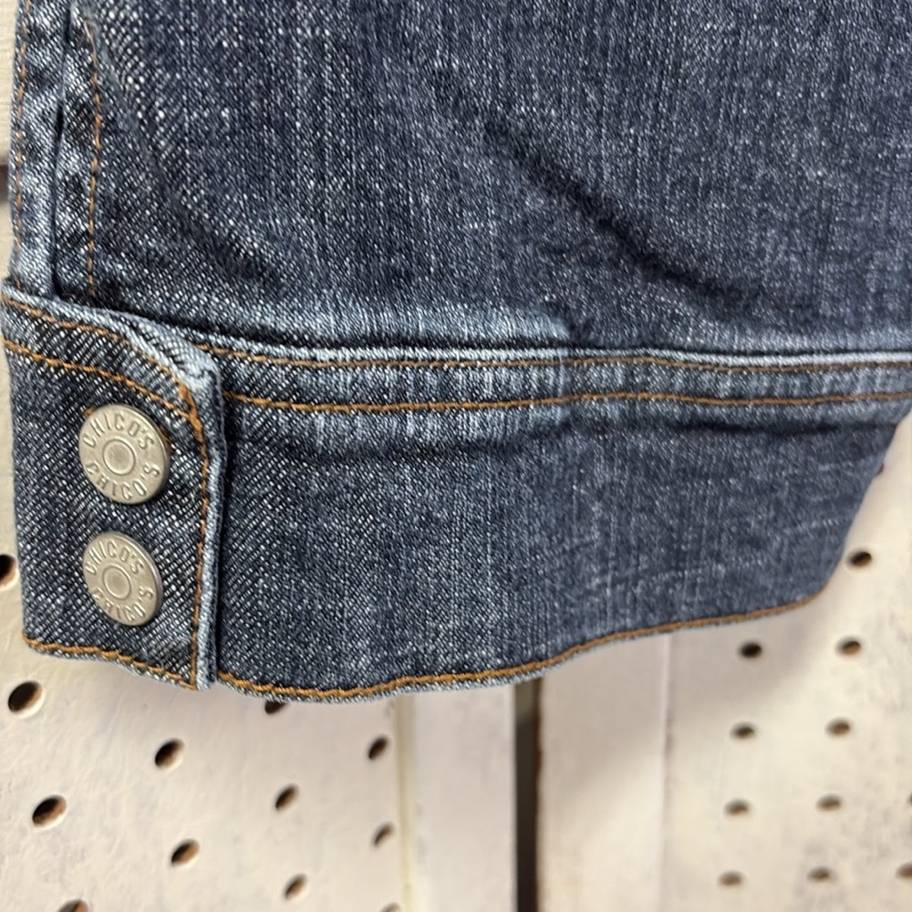 Chico’s - Picture 6 of 7